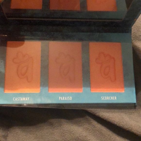 3 for $10 Alamar Cosmetics Colorete Blush Trio new - Picture 2 of 2